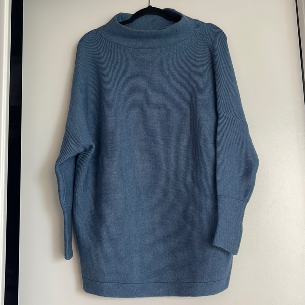 Blue sweater / sweater dress